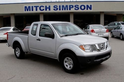 2008 nissan frontier king cab se 5 speed very clean condition