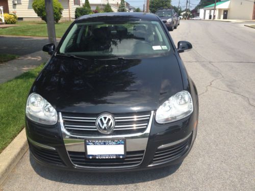 2009 Volkswagen Jetta SE Sedan ***LOW MILEAGE***, image 2