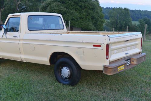 Beautiful 1979 Ford F150 2x4 - full size pickup - 8' bed - classic straight six!, image 12
