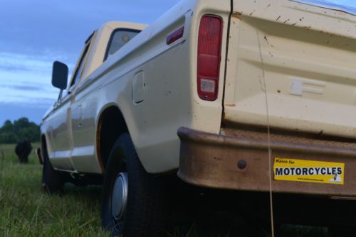 Beautiful 1979 Ford F150 2x4 - full size pickup - 8' bed - classic straight six!, image 21