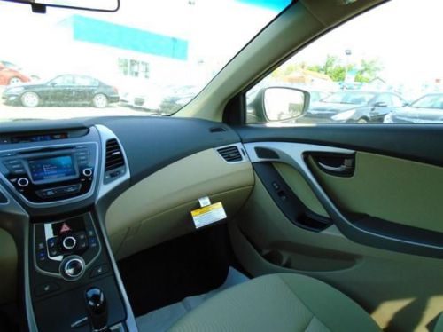 2014 Hyundai Elantra SE, image 3