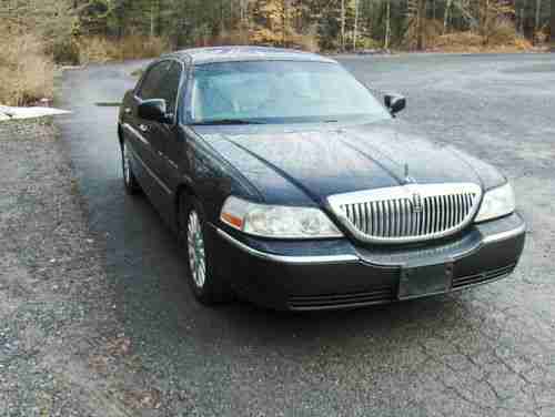 2004 Lincoln Town Car Ultimate Sedan 4-Door 4.6L, US $4,500.00, image 4