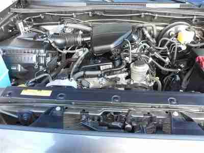 Base Manual 2.7L 159 hp horsepower 2 Doors 4-wheel ABS brakes Air conditioning, US $20,995.00, image 14