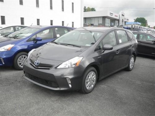 2014 toyota prius v three