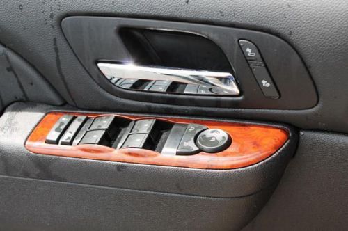 2014 Chevrolet Suburban 1500 LT, image 7