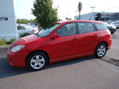 Red matrix awd hatchback automatic 2006 toyota 4cyl 1.8l