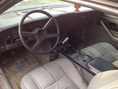 1992 Chevrolet Camaro RS Heritage Edition Coupe 2-Door 3.1L 5 speed NO RESERVE, image 14