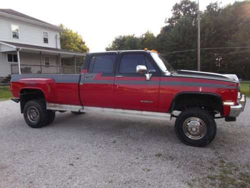 Chevy 3500 crew cab 4x4 dually