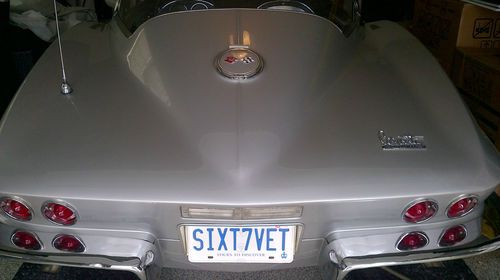 1967 silver corvette coupe