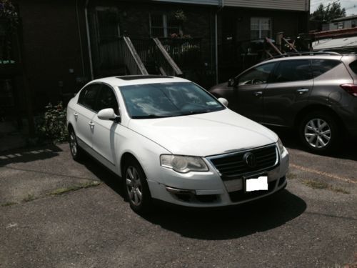 2006 volkswagen passat 2.0t sedan 4-door 2.0l