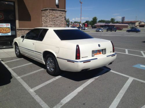 1996 cadillac eldorado etc coupe 2-door 4.6l- white, low miles, sweet ride