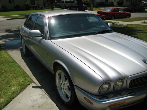 2002 jaguar xj sport