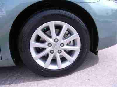 XLE Certified 2.5L Leather Moonroof JBL audio multi-CD Smart-Start option Alloys, image 11