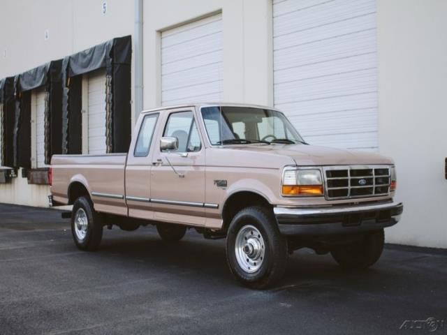 1996 ford f-250 7.3 diesel 4x4 xlt excellent low m