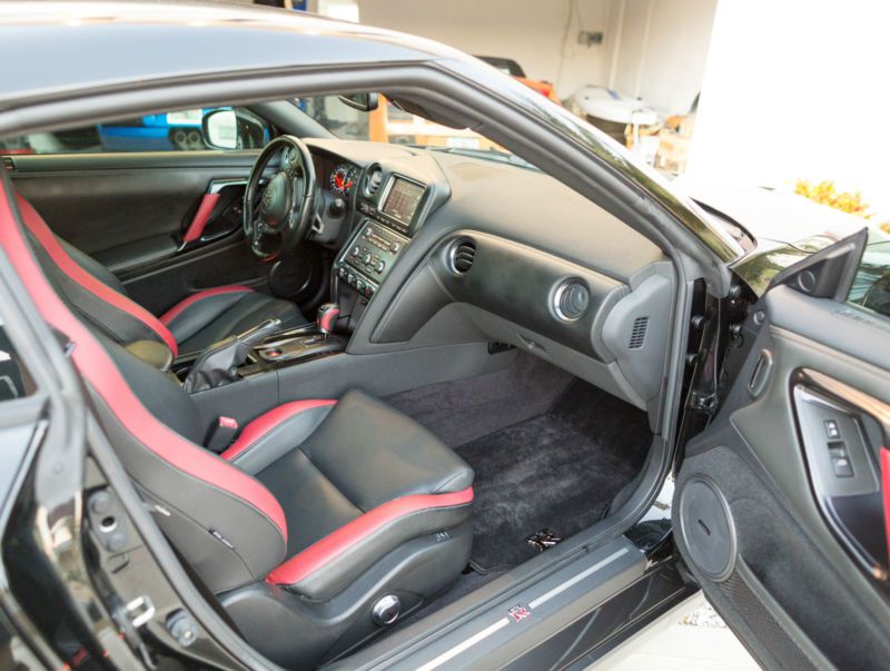 2012 Nissan GT-R Black Edition Coupe 2-Door, US $30,400.00, image 4