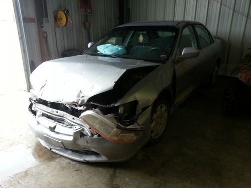 Wrecked 2000 honda accord runs &amp; drives repairable or use as parts