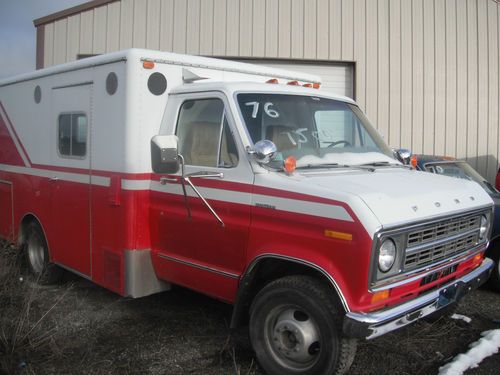 1976 ford ambulance