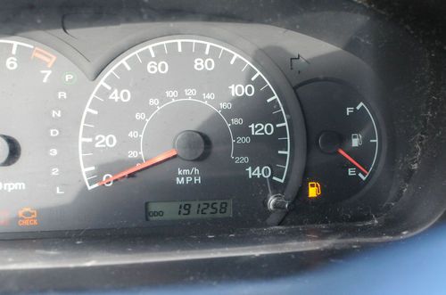 2002 hyundai elantra gls sedan 4-door, 191k miles, original owner, needs work