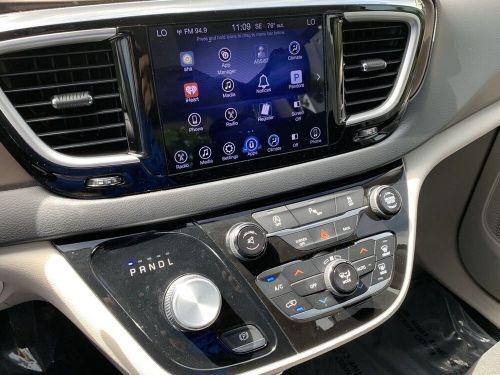 2017 chrysler pacifica touring plus