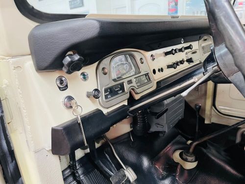 1972 Toyota FJ 40 - VINTAGE SUV - 4 WHEEL DRIVE -SEE VIDEO, US $34,900.00, image 27