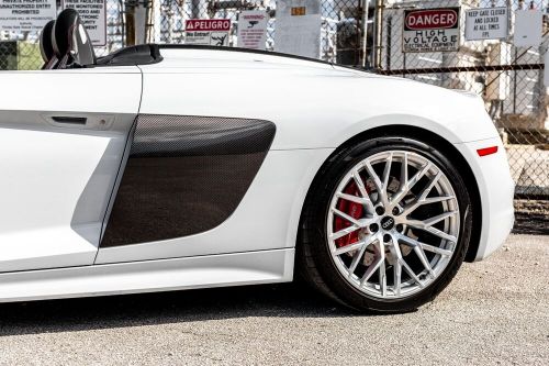 2017 audi r8 5.2 quattro v10 spyder carbon exterior pack + diam