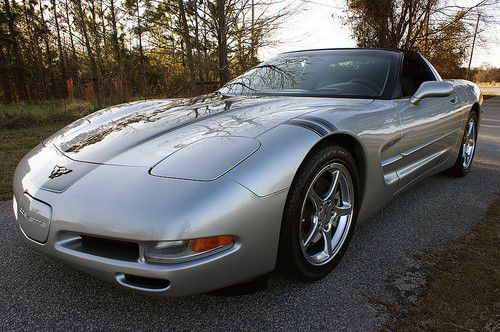 2004 corvette * low 40,776 miles * 6-speed * heads up * removable top * nice c5