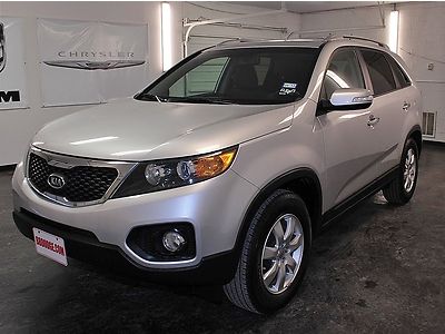 Roof rack mp3 sirius xm radio bluetooth backup camera alloy wheels heated seats