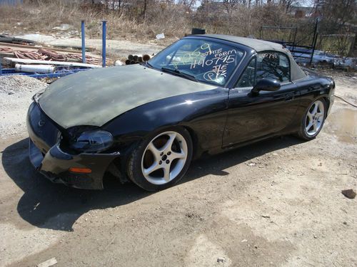 2003 mazda miata  mx-5....convertible...5-speed.......salvage