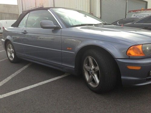 2002 bmw 325ci base convertible 2-door 2.5l