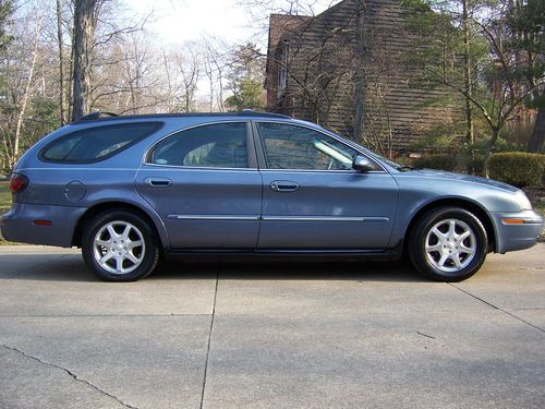 Mercury sable gs excellent condition, non-smoker car, runs great.