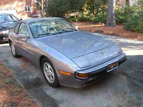1987 PORSCHE 944 S Coupe 2-Door 2.5L, image 3
