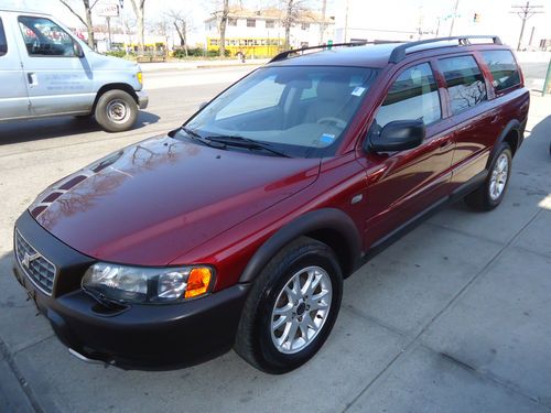 2004 volvo xc70 wagon 4-door 2.5l 109k miles leather sunroof awd