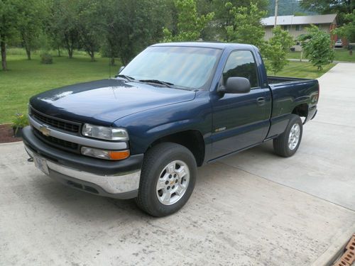 2000 chevrolet silverado 4x4  ***no reserve**