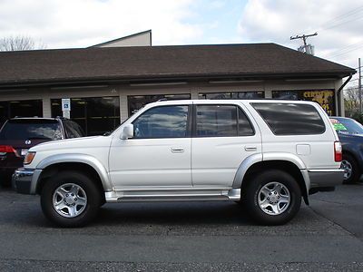 No reserve 2002 toyota 4runner sr5 4x4 3.4l v6 tow pkg auto moonroof nice!