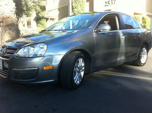 2009 volkswagen jetta tdi sedan 4-door 2.0l