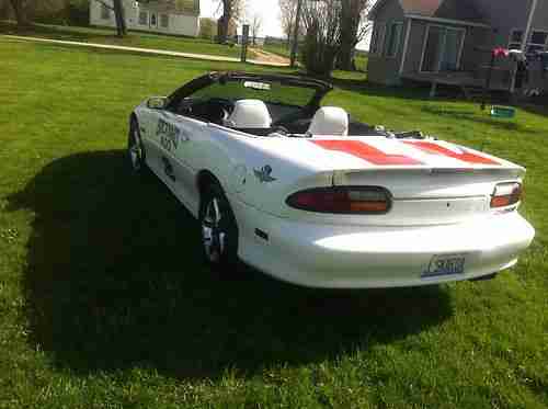 1997 Chevrolet Camaro Z28 30th Anniversary Edition Brickyard 400 Pace Car, image 4
