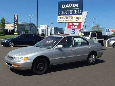 1996 121829 miles 25th anniversary edition auto sedan 2.2l moonroof beige tan