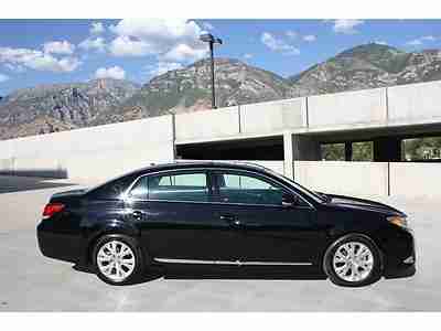 2012 Toyota Avalon Black on Black Leather LOW MILES Backup Camera NO RESERVE !!!, image 8