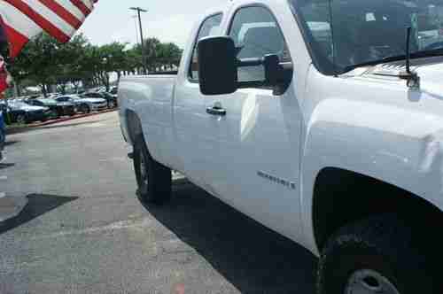 2008 Chevrolet Silverado 2500 HD 4X4 4WD WT Extended Cab Pickup 4-Door 6.0L, image 5
