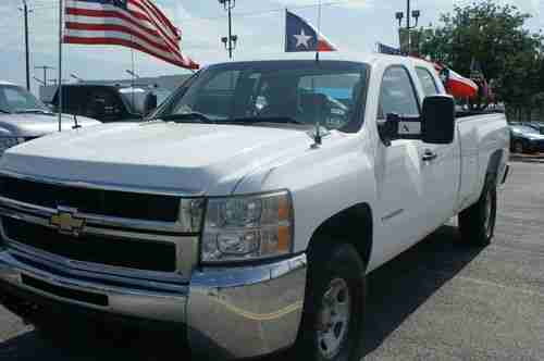 2008 Chevrolet Silverado 2500 HD 4X4 4WD WT Extended Cab Pickup 4-Door 6.0L, image 7