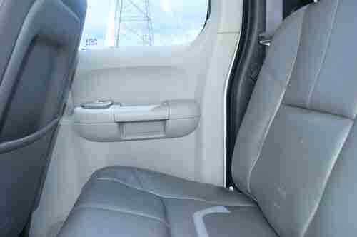 2008 Chevrolet Silverado 2500 HD 4X4 4WD WT Extended Cab Pickup 4-Door 6.0L, image 11