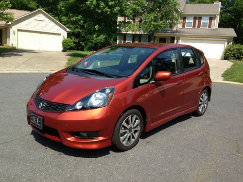 2012 honda fit sport s, very clean car, low miles, gas saver, cool looking car