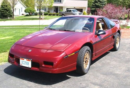 Beautiful fiero gt survivor. last year. only 31k miles. rare!