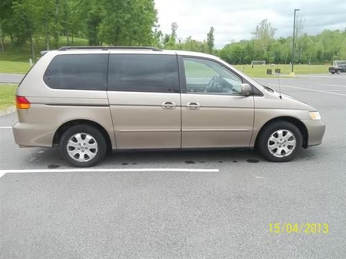 2004 honda odyssey exl-dvd family minivan, not smoked in !