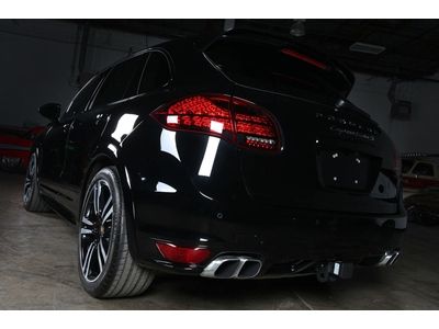 550 Horsepower..Black/Red Interior..Sport Design Pkg..Burmester..Can EXPORT!, US $164,695.00, image 7