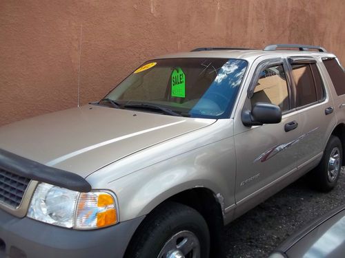 2002 ford explorer 4dr 4x4 wow!!! truck runs great!!! cold a/c