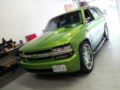 2001 chevrolet tahoe lt sport utility 4-door 5.3l