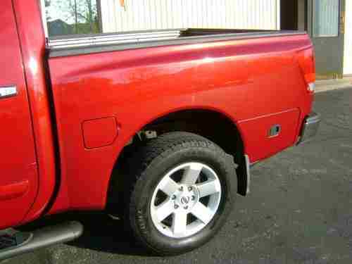 2004 NISSAN TITAN LE CREW CAB 4X4 ENDURANCE ED. 5.6L V8 LEATHER FORMER BANK REPO, image 6