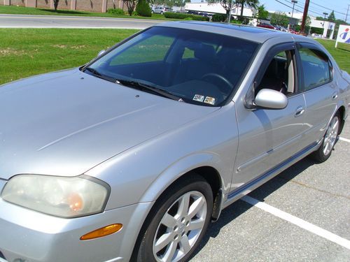 2003 nissan maxima gle sedan 4-door 3.5l