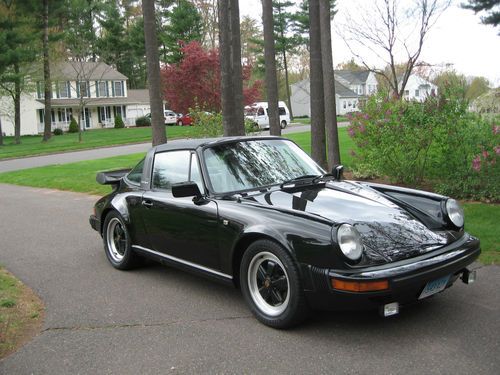 1983 Porsche 911 SC Targa, image 3